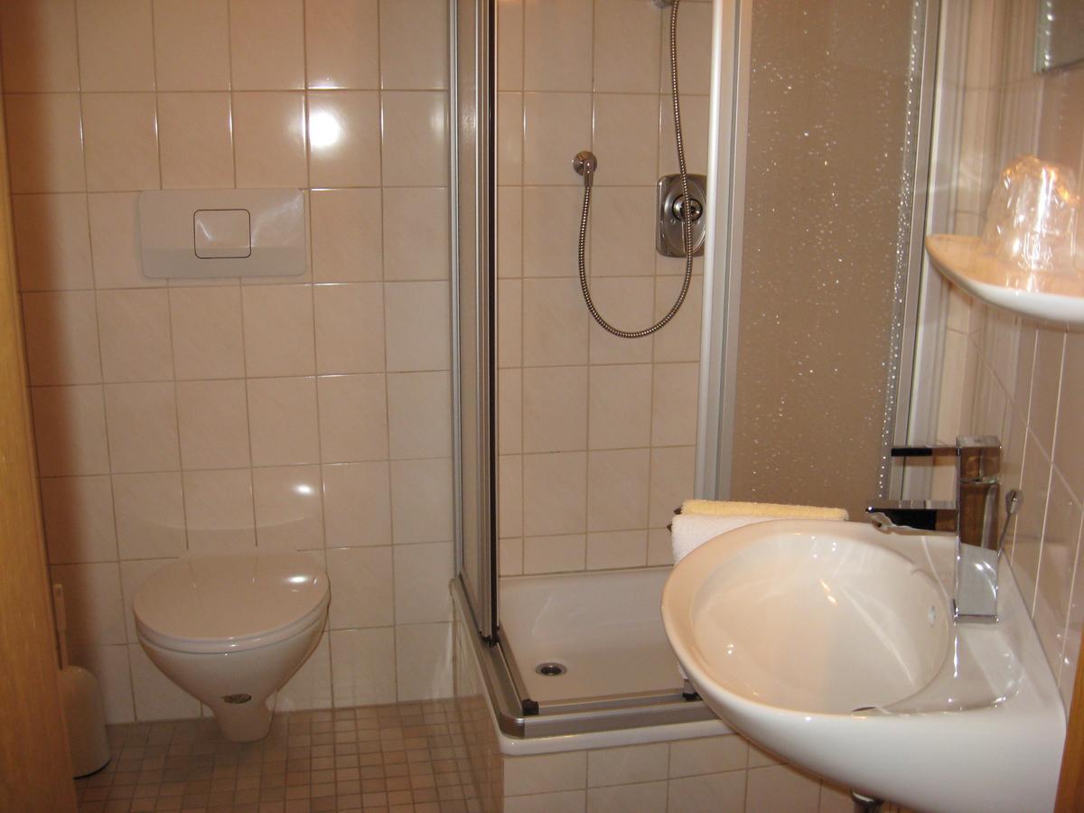Hotel-Gasthof zum Hirschen Durrwangen Zimmer foto